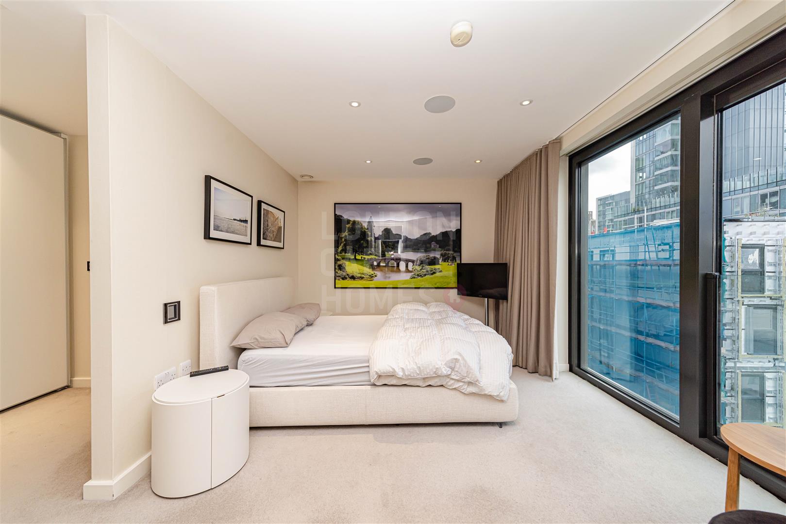Sterling Mansions, 75 Leman Street, LONDON
